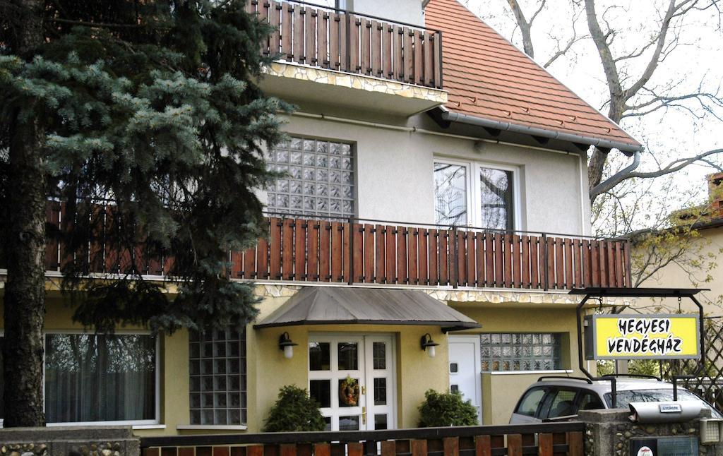 Hegyesi Vendégház Gödöllő Esterno foto